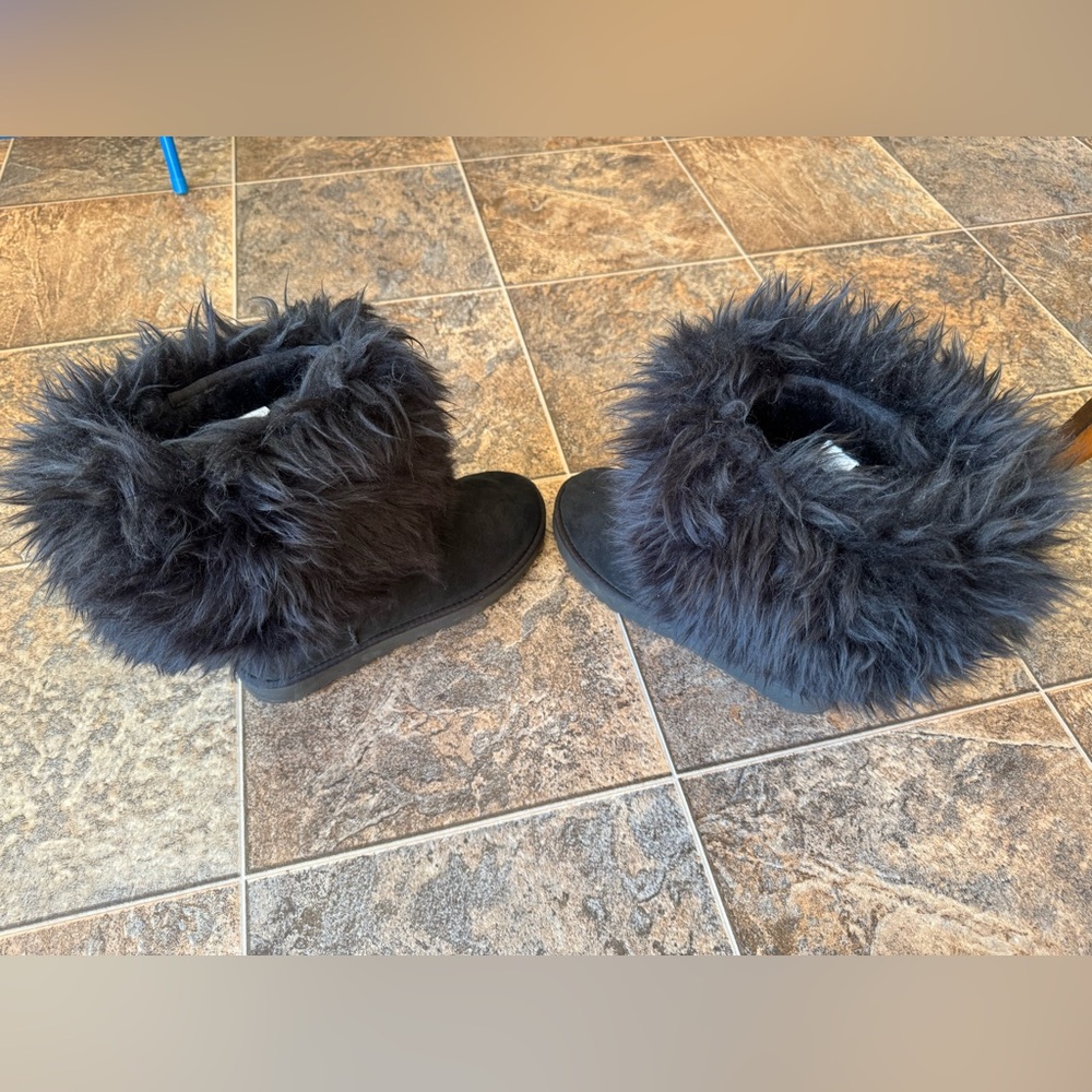 UGG Black Fur Trim Winter Boots